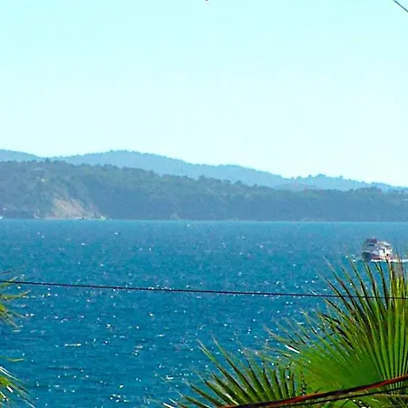 Blue Eye Saranda-2